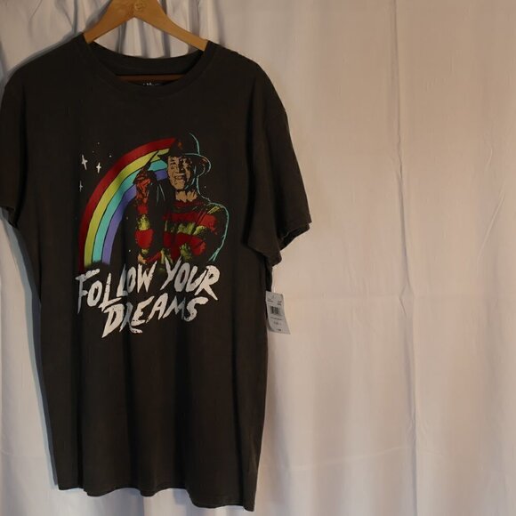 Follow Haunting Dreams Freddy Krueger TShirt Nightmare on Elm Street Size Large - Picture 8 of 12